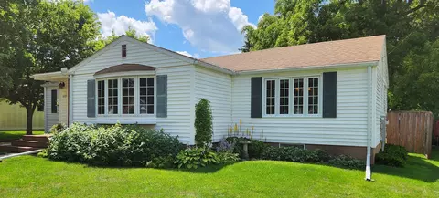 103 NE Oak St, Brownsdale, MN 55918