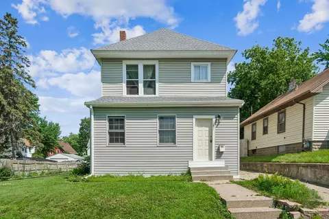 1101 Beech St, Saint Paul, MN 55106