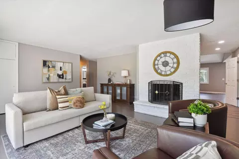 9227 W 22nd St, Saint Louis Park, MN 55426