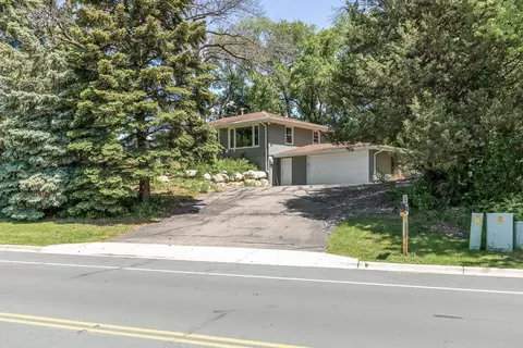 13515 Vernon Ave, Savage, MN 55378