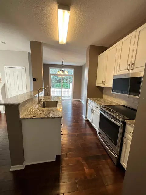 3632 Vermilion Ct N, Eagan, MN 55122 photo 10