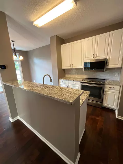 3632 Vermilion Ct N, Eagan, MN 55122 photo 9