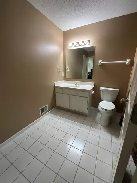 3632 Vermilion Ct N, Eagan, MN 55122 photo 25