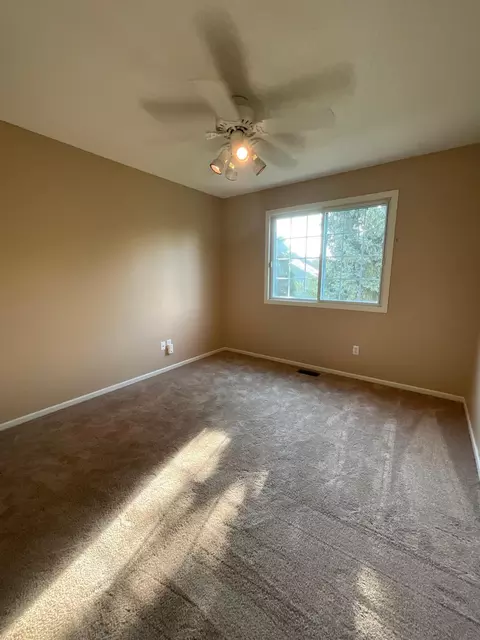 3632 Vermilion Ct N, Eagan, MN 55122 photo 21