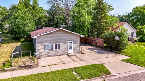 314 Main St E, Detroit Lakes, MN 56501