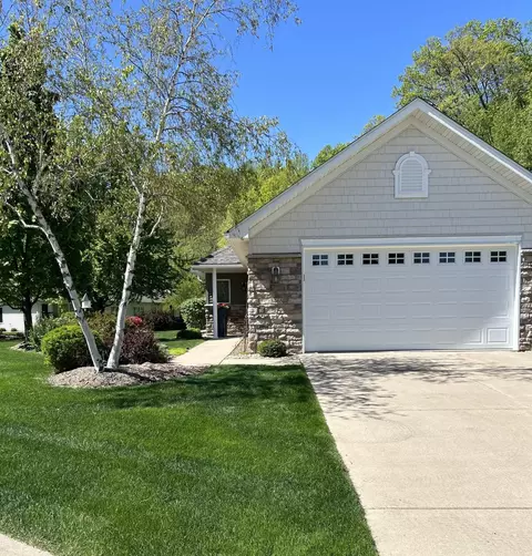 3465 Briarwood Ct, Red Wing, MN 55066