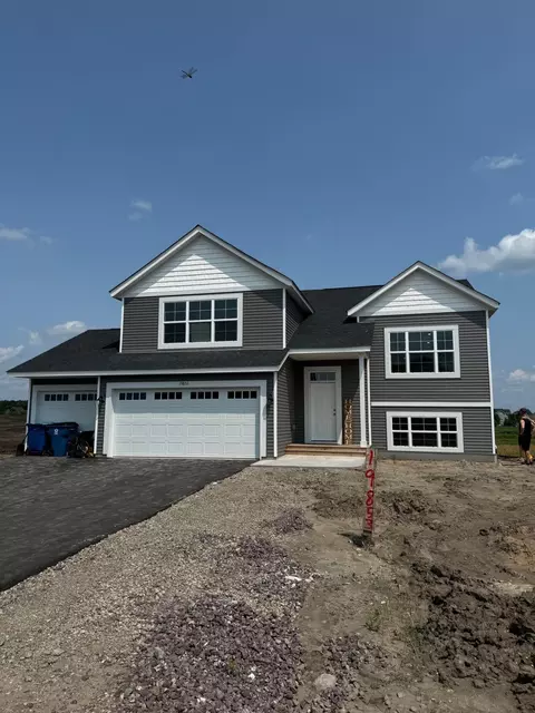 19853 English Ave N, Forest Lake, MN 55025