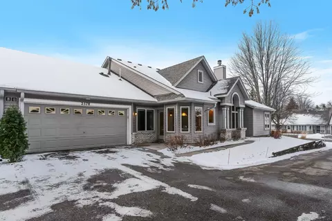 2578 Sumac Rdg, White Bear Lake, MN 55110