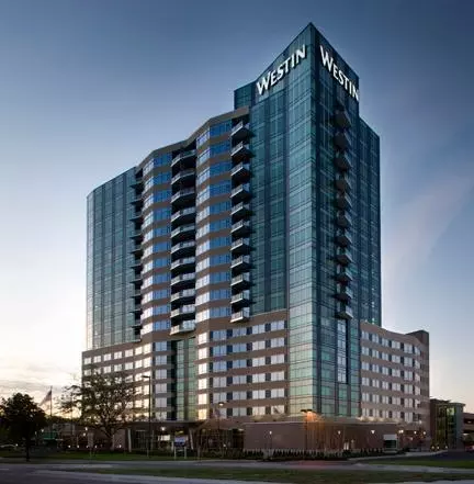 3209 Galleria #1001, Edina, MN 55435