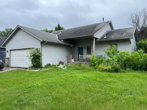 7194 159th St W, Apple Valley, MN 55124