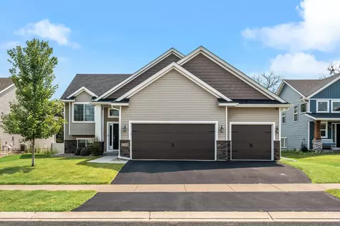 1719 Wilking Way, Shakopee, MN 55379