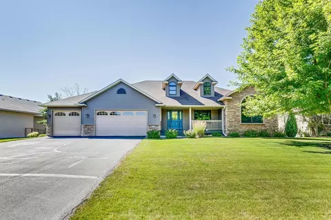 1654 Hunters Trl, Centerville, MN 55038