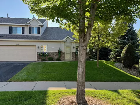 9176 Meadow Way, Victoria, MN 55386