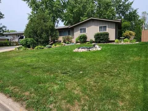 771 Hull Rd, Anoka, MN 55303