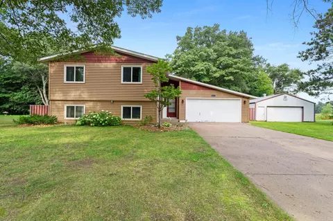 8155 Diane St, Lino Lakes, MN 55014