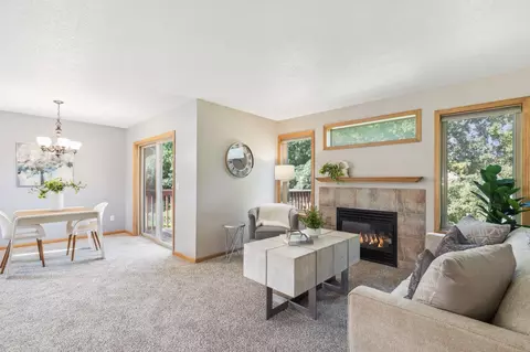 3759 Tower Pond Dr, Anoka, MN 55303