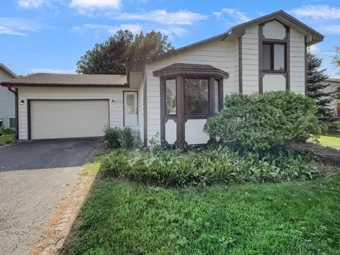 8233 Irving Ave N, Brooklyn Park, MN 55444