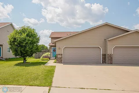 3605 Taylor St S, Fargo, ND 58104