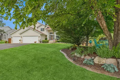 16956 Wilderness Trl SE, Prior Lake, MN 55372