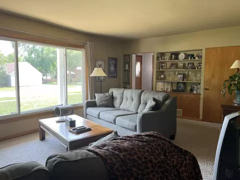 312 16th St, Windom, MN 56101 photo 5
