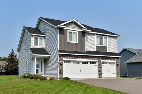 8100 Whitetail Ln, Clear Lake, MN 55319