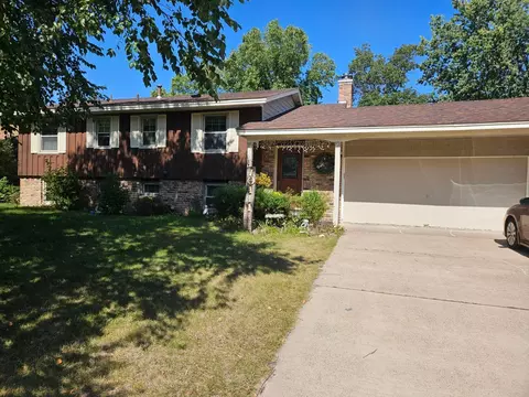 10111 Mississippi Blvd NW, Minneapolis, MN 55433