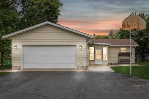 1260 Brookwood Ct NE, Sauk Rapids, MN 56379