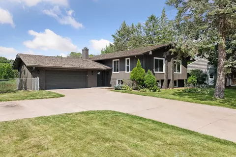 6764 Valley View Rd, Edina, MN 55439
