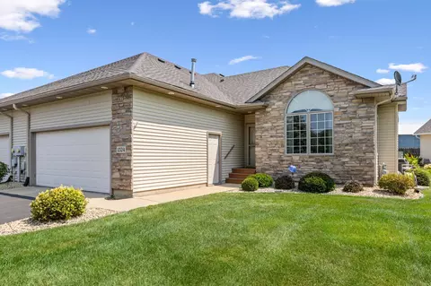 1324 N 10th St, Lake City, MN 55041