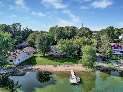 View/Area - 12686 Summit Ave, Lindstrom, MN 55045 photo 7 of 13