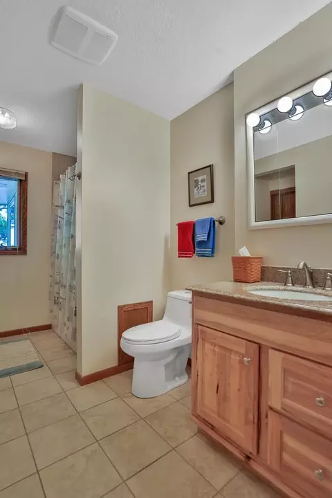 Bath - 12686 Summit Ave, Lindstrom, MN 55045 photo 1 of 7