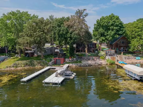 8010 Irvine Ave NW, Annandale, MN 55302