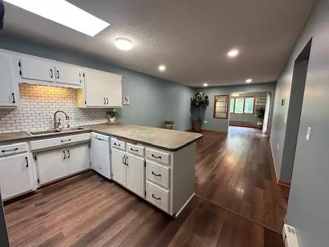 118 Stuart Dr, Jordan, MN 55352 photo 6