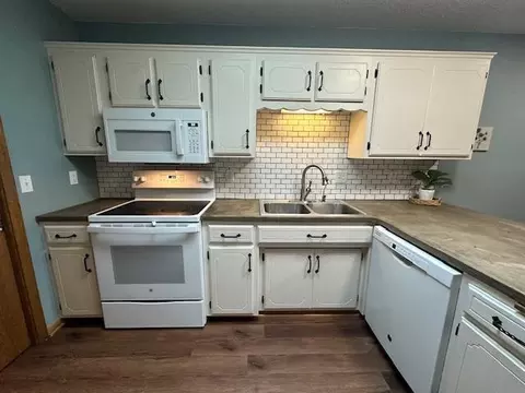 118 Stuart Dr, Jordan, MN 55352 photo 8
