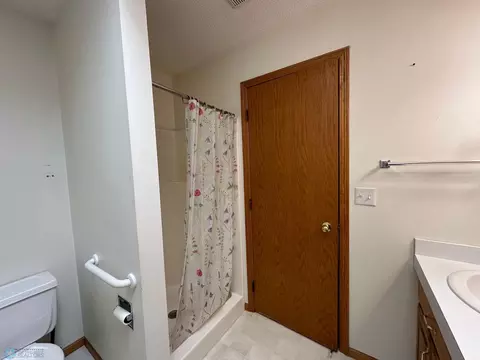 2802 33rd St S, Fargo, ND 58103 photo 27