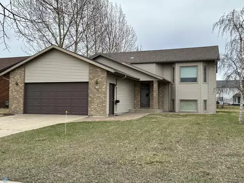 2802 33rd St S, Fargo, ND 58103 photo 46