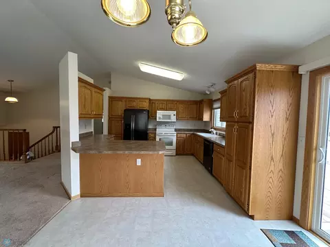 2802 33rd St S, Fargo, ND 58103 photo 34
