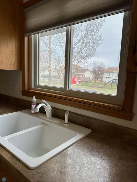 2802 33rd St S, Fargo, ND 58103 photo 42