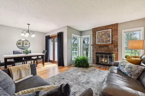 14397 Bedford Dr, Eden Prairie, MN 55346