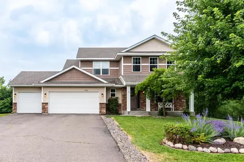 21289 Inspiration Ct, Lakeville, MN 55044