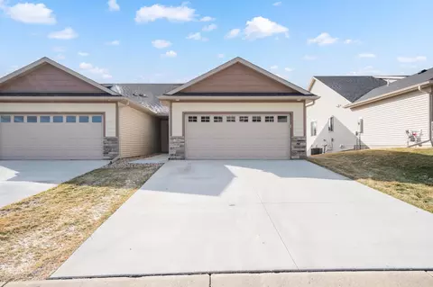 700 Shardlow Pl NE, Byron, MN 55920