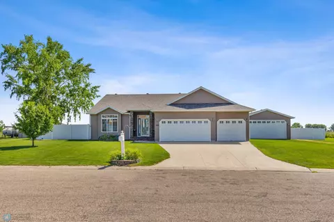 1201 11th Ave SE, Barnesville, MN 56514