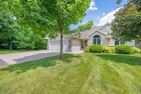 1933 Albion Ave, Fairmont, MN 56031
