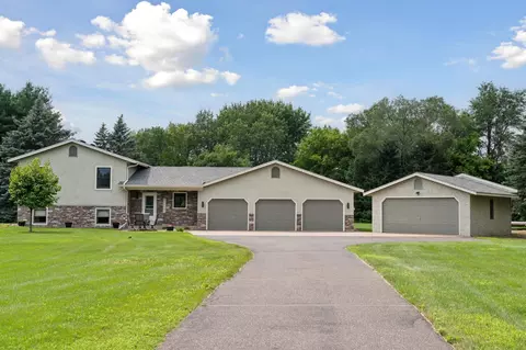 7730 Minar Ln N, Stillwater, MN 55082