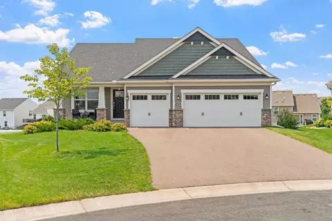 1434 Arthur Ct, Rosemount, MN 55068
