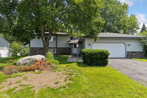 448 Oday St S, Maplewood, MN 55119