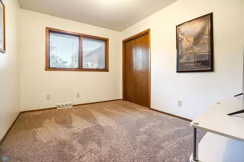 2201 26th Ave S, Fargo, ND 58103 photo 18