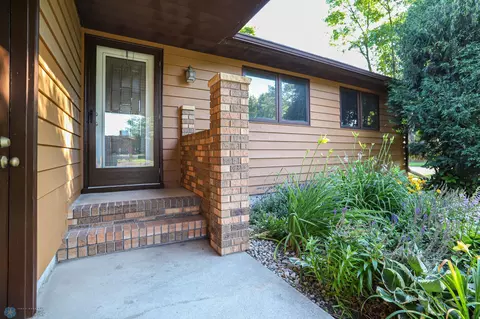 2201 26th Ave S, Fargo, ND 58103 photo 4