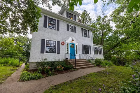 2308 Commonwealth Ave, Saint Paul, MN 55108