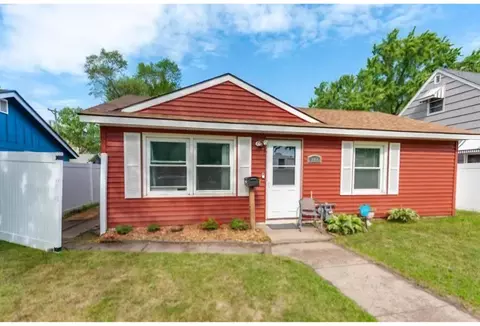5117 Girard Ave N, Minneapolis, MN 55430